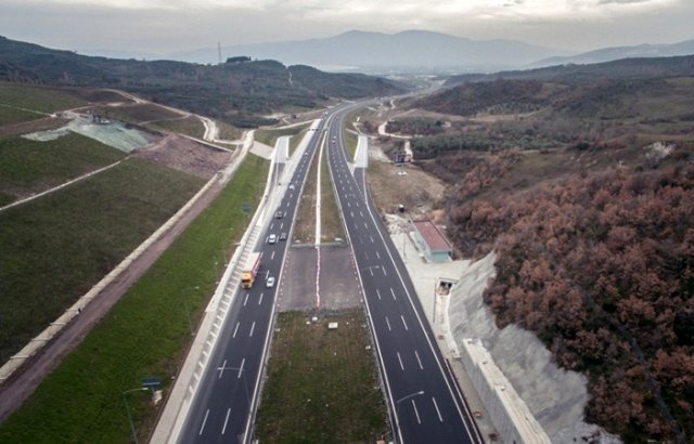 İstanbul-İzmir Otoyolu'ndan 35 milyon araç geçti