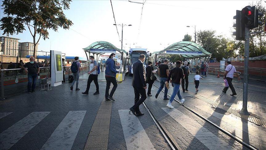 İstanbul Valiliği'nden mesai saati düzenlemesi
