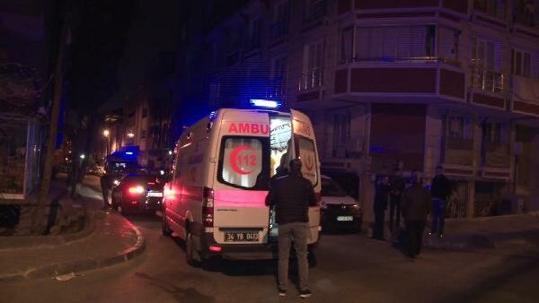 İstanbul'da iki grup arasında kavga! Yaralılar var