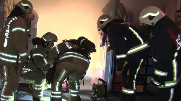 İstanbul'da iş yeri yangını