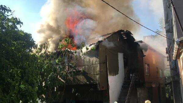 İstanbul'da korkutan yangın