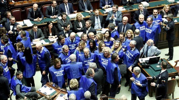 İtalya'nın tartışmalı kanunu kabul edildi