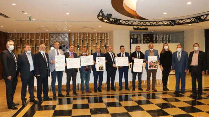 İYİ Parti Adana'da toplu istifa