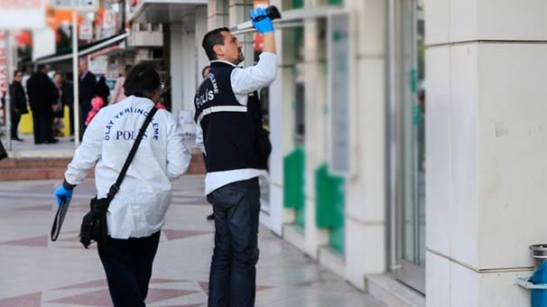 İzmir'de banka soygunu!