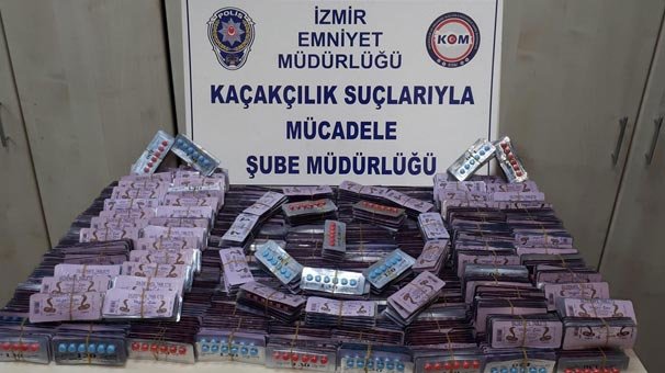 İzmir'de cinsel gücü artırıcı binlerce hap ele geçirildi