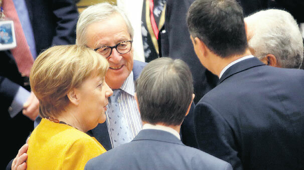 Juncker: Merkel ortadan kaybolmaz