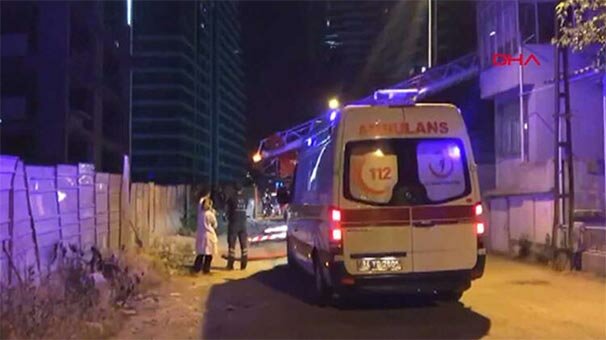 Kadıköy'de korkutan yangın!