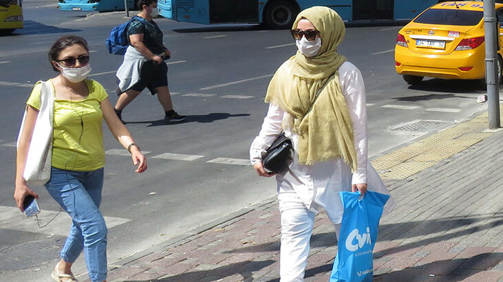 Kadıköy'ü lağım kokusu sardı