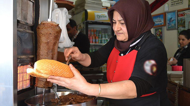 Kadın esnaf ve sanatkar sayısı arttı