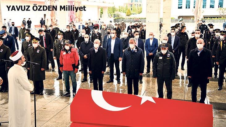 Kahraman şehit  dualarla uğurlandı