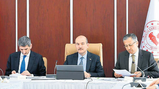 Kanaat önderleriyle İstanbul stratejisi