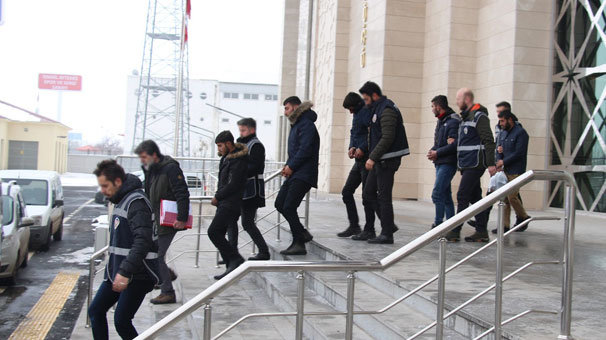 Kars’ta 207 bin TL’lik malzeme çalan hırsızlar yakalandı