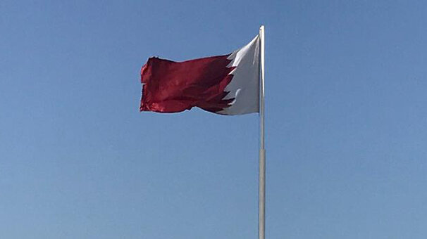 Katar'dan 3 bankaya dava