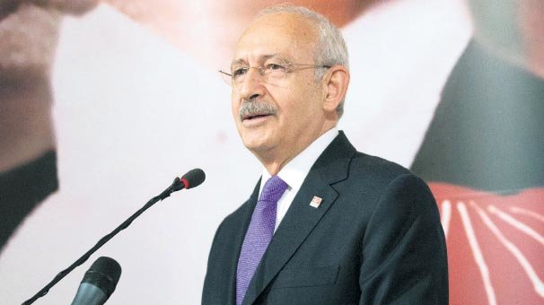 'Kaybolan demokrasiyi yeniden inşa etmeliyiz'