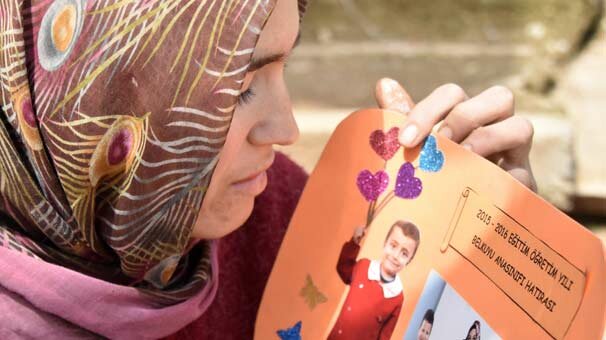 Kayıp Yasin'in annesi: 3 yıldır yavrumun gelmesini bekliyorum