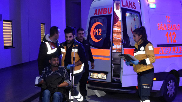 Kayseri'de 59 düzensiz göçmen gıda zehirlenmesi şüphesiyle hastaneye kaldırıldı