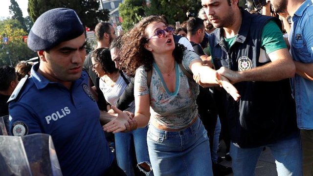 Kayyum protestoları: Mardin ve Van'daki eylemlere polis müdahale etti