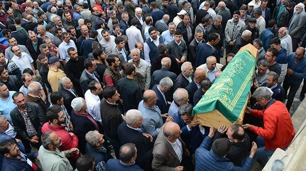 Kazada hayatını kaybeden MHP'li Başkan toprağa verildi
