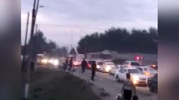 Kazakistan'da tren, yolcu otobüsüne çarptı: 3 ölü, 3 yaralı