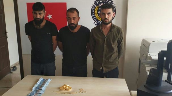 Kendilerini savcı ve polis olarak tanıtan Suriyeli şebekeye film gibi operasyon