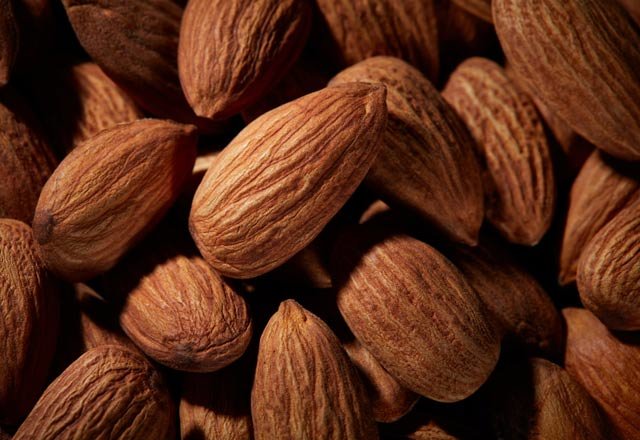 Kıbrıs’a özgü bitkiler tıp dünyasına kazandırıldı!