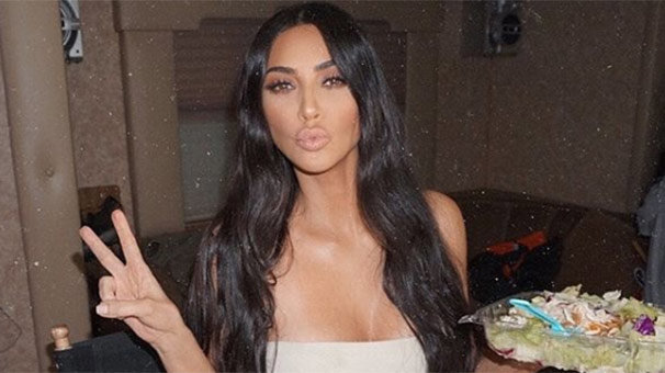 Kim Kardashian çocukluk fotoğrafını paylaştı