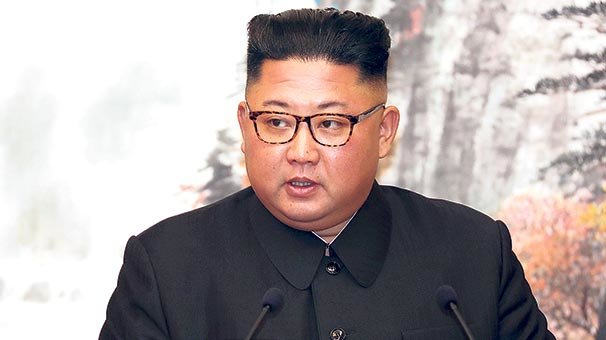 Kim, Papa’yı da davet etmek istiyor