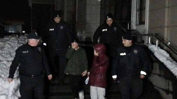 Kiralık ev arıyoruz, bahanesiyle hırsızlık yapan 3 kişi yakalandı