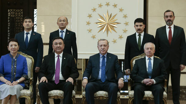 Kırgızistan'ın Ankara Büyükelçisi Cumhurbaşkanı Erdoğan'a güven mektubu sundu
