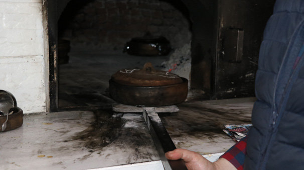 Kısırlaştırılmış erkek keçi etinden yapılıyor! Şehir dışından bile yemeğe geliyorlar...