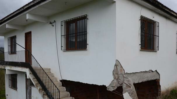 Korku filmi gibi: Evin bazen yerinden oynadığını gördük...