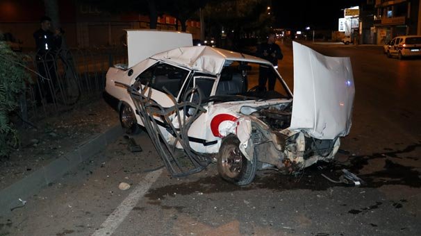 Korkunç kazadan sağ çıktı! Polis gözaltına aldı...