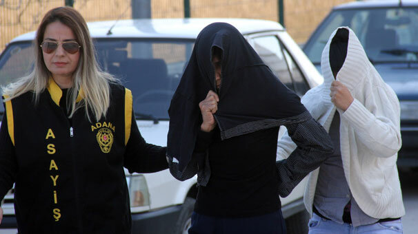 Korkunç olay! Eşiyle ilişki yaşayan kişiyi başına taşla vurarak öldürdü