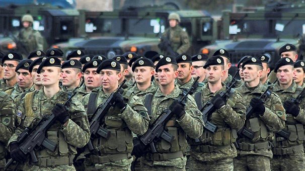 Kosova düzenli ordu kuruyor