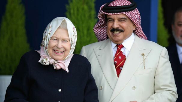 Kraliçe 2. Elizabeth'e tepki yağıyor! 'Utanç verici, zehirli ilişki sona erdirilsin'