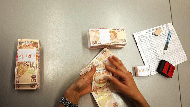 Kredi faizleri 3 ayda yaklaşık 10 puan geriledi