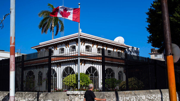 Küba'da rahatsızlanan Kanadalı diplomatlar, hükümete dava açıyor