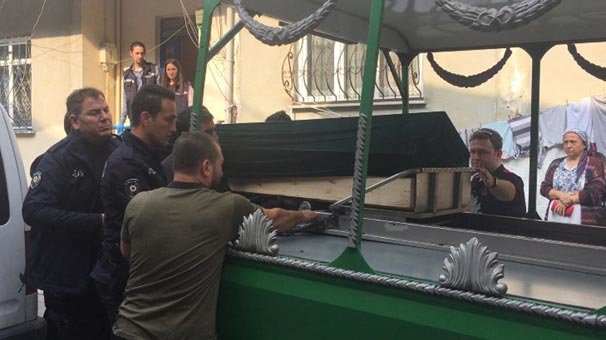 Küçükçekmece'de satırlı koca dehşeti