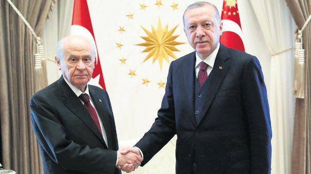 Külliye’de yarım saat seçim değerlendirmesi