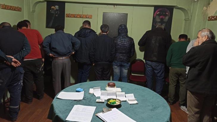 Kumar oynayan 14 kişiye 44 bin 100 TL ceza!