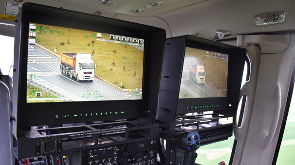 Kural ihlali yapan sürücüler helikopterle denetlendi