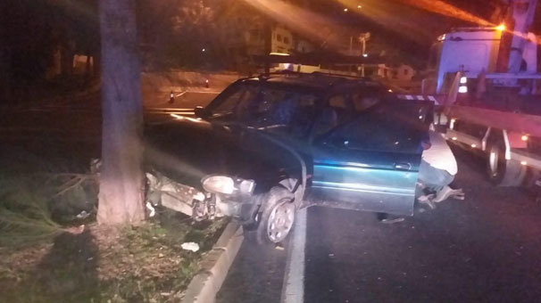 Kuşadası’nda trafik kazası: 2 yaralı
