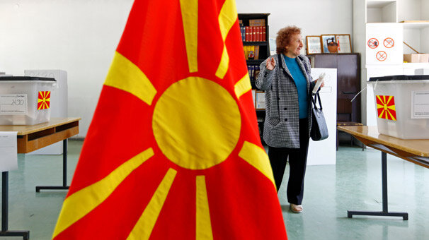 Kuzey Makedonya’da Pendarovski ve Davkova ikinci tura kaldı