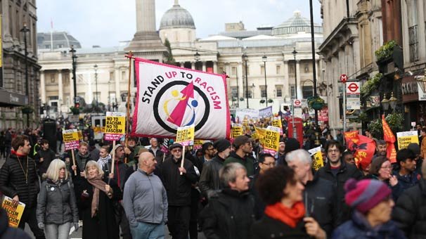 Londra’da AB yanlıları ile aşırı sağcılar gösteri yaptı