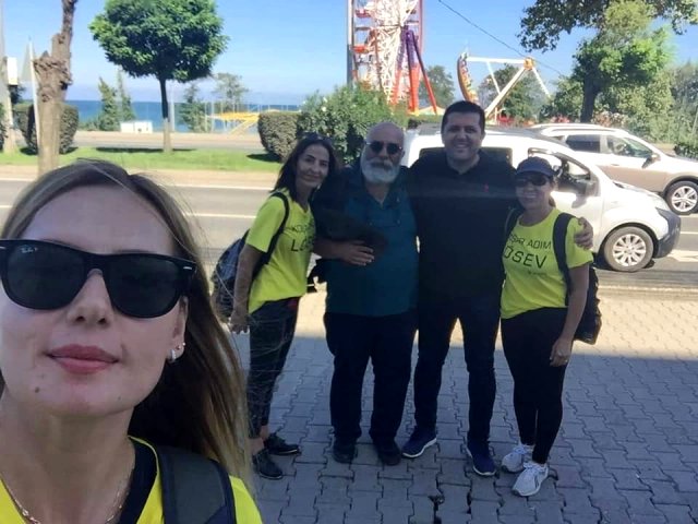 LÖSEV için Samsun'dan Sarp'a kadar yürüyor