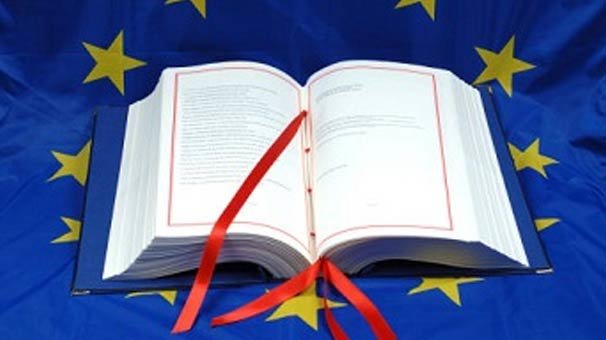 Maastricht 25 yaşında