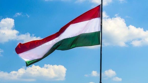 Macaristan'da 'köle yasası' kabul edildi!