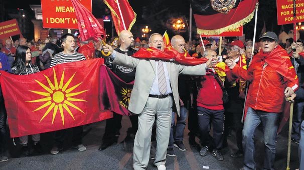 Makedonya’da boykot yanlıları kazandı