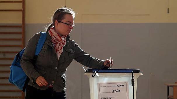 Makedonya'daki referanduma düşük katılım