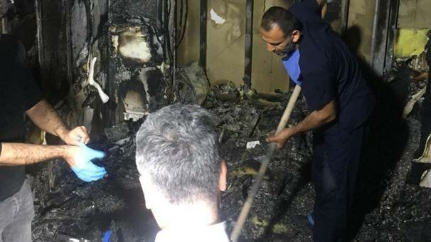 Malatya'da hasta yakını doktorun odasını kundakladı!